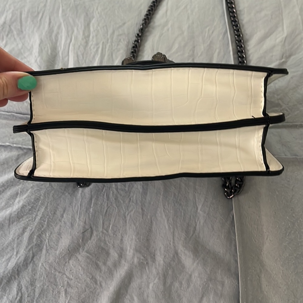 Purse - Picture 5 of 5